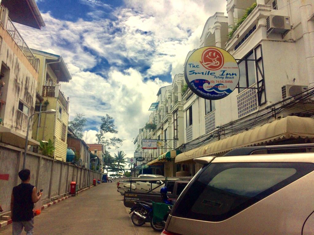 Smile Inn Patong Exterior photo
